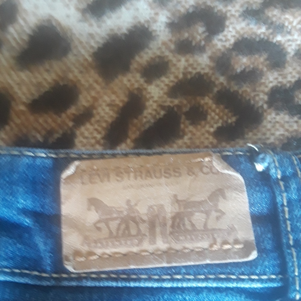 LEVI GIRLS BERMUDA SHORTS